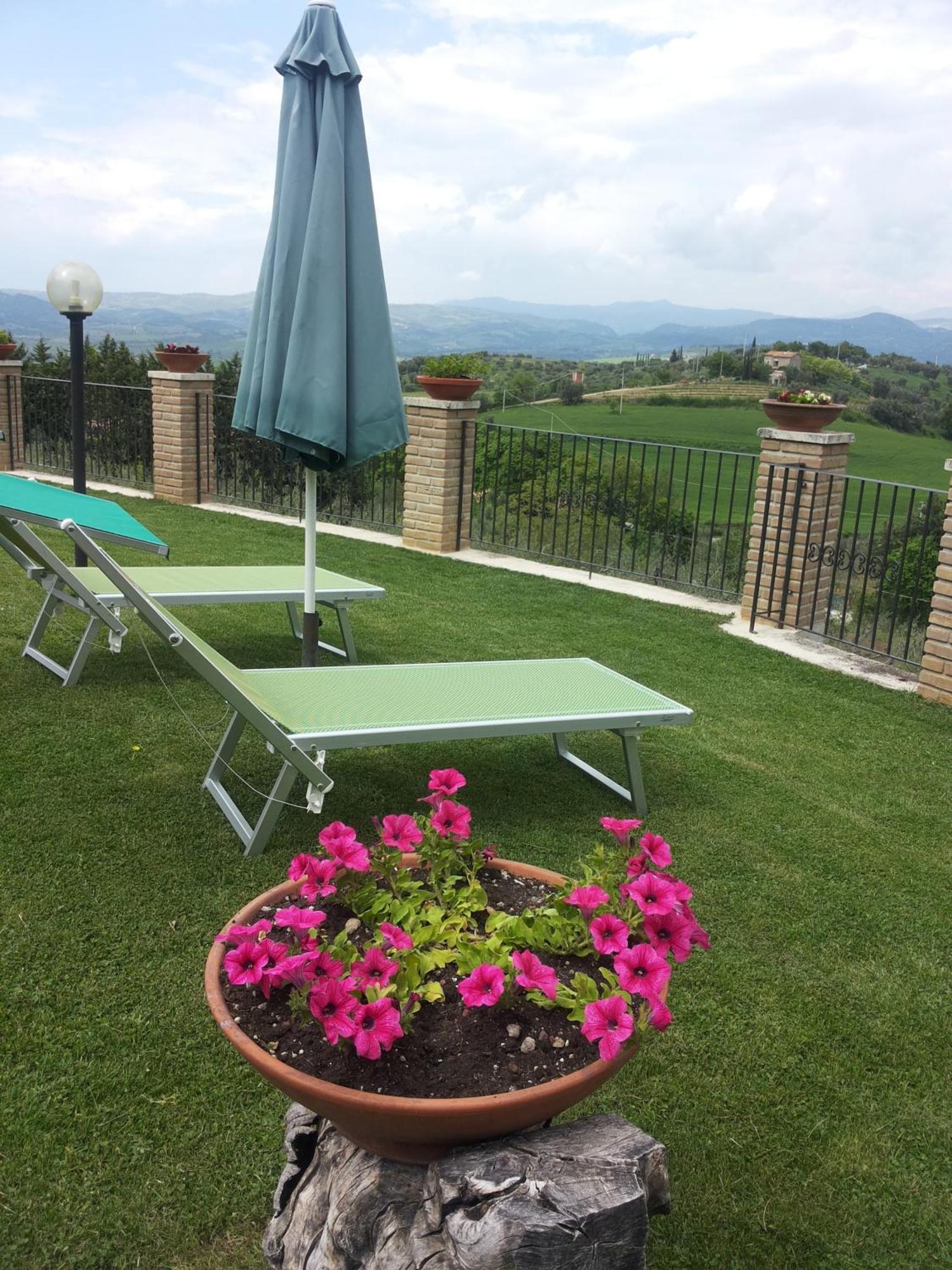 B&B La Piaggia Монтемерано Экстерьер фото